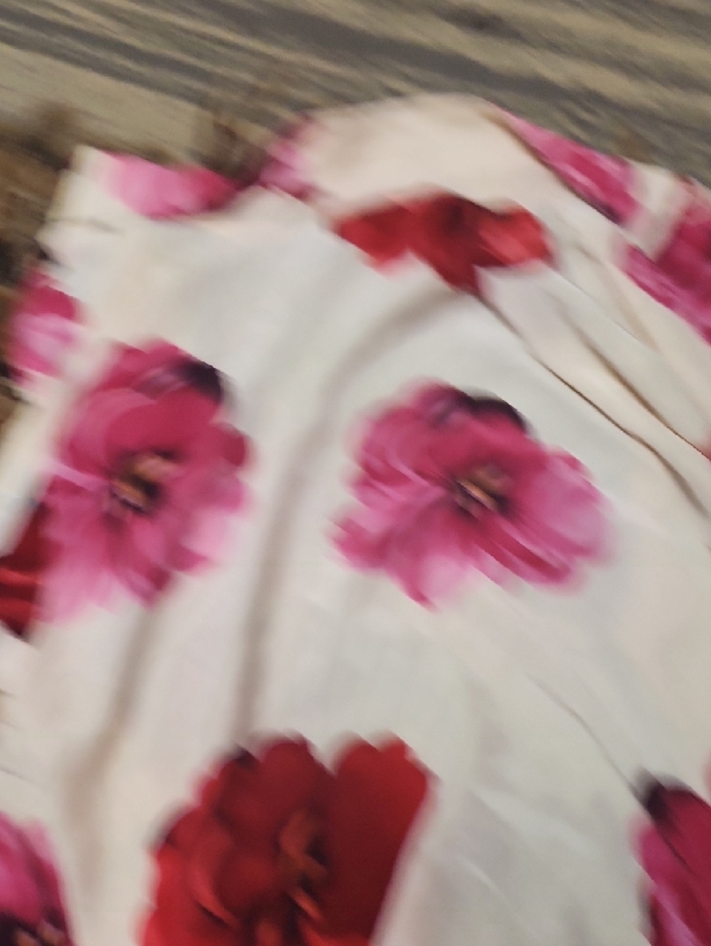 Saks Fifth Avenue Cream Button-Down Shirt with Pink & Red Floral Pattern - Picture 8 of 9